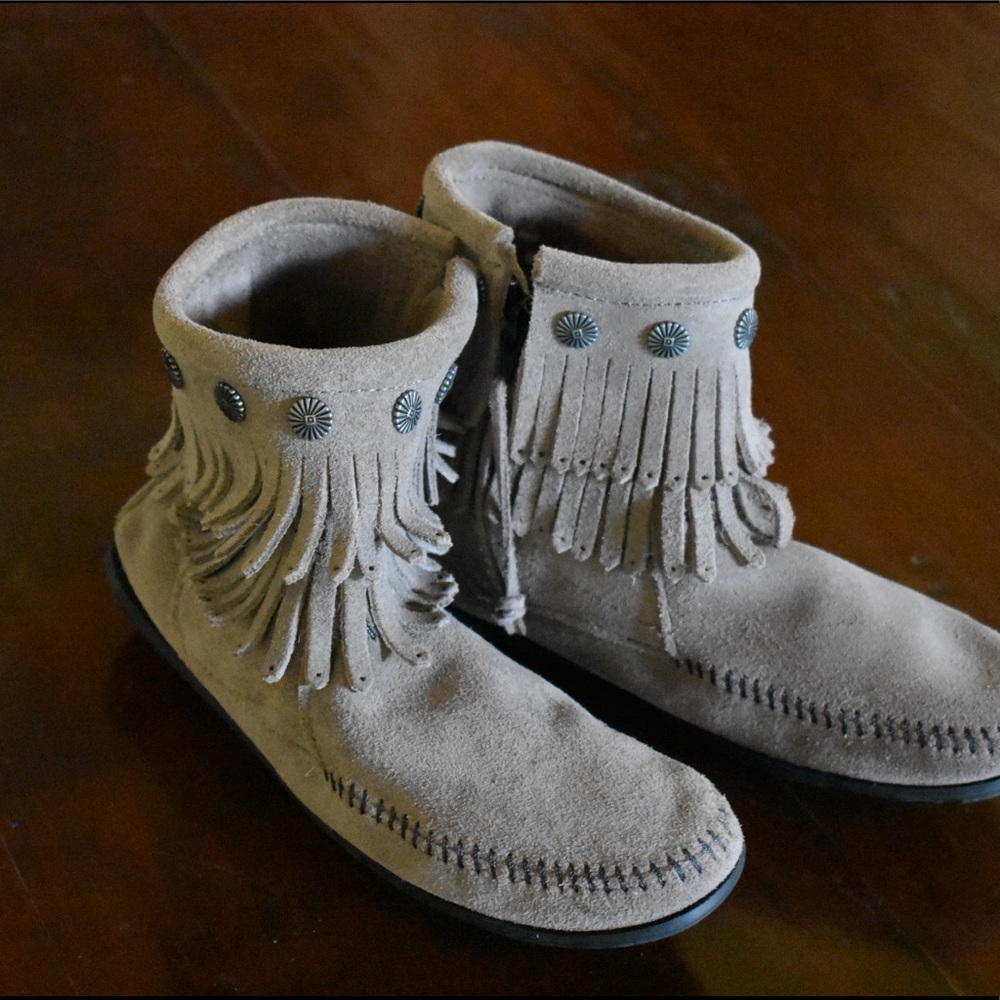 Minnetonka Double Fringe Side Zip Boot